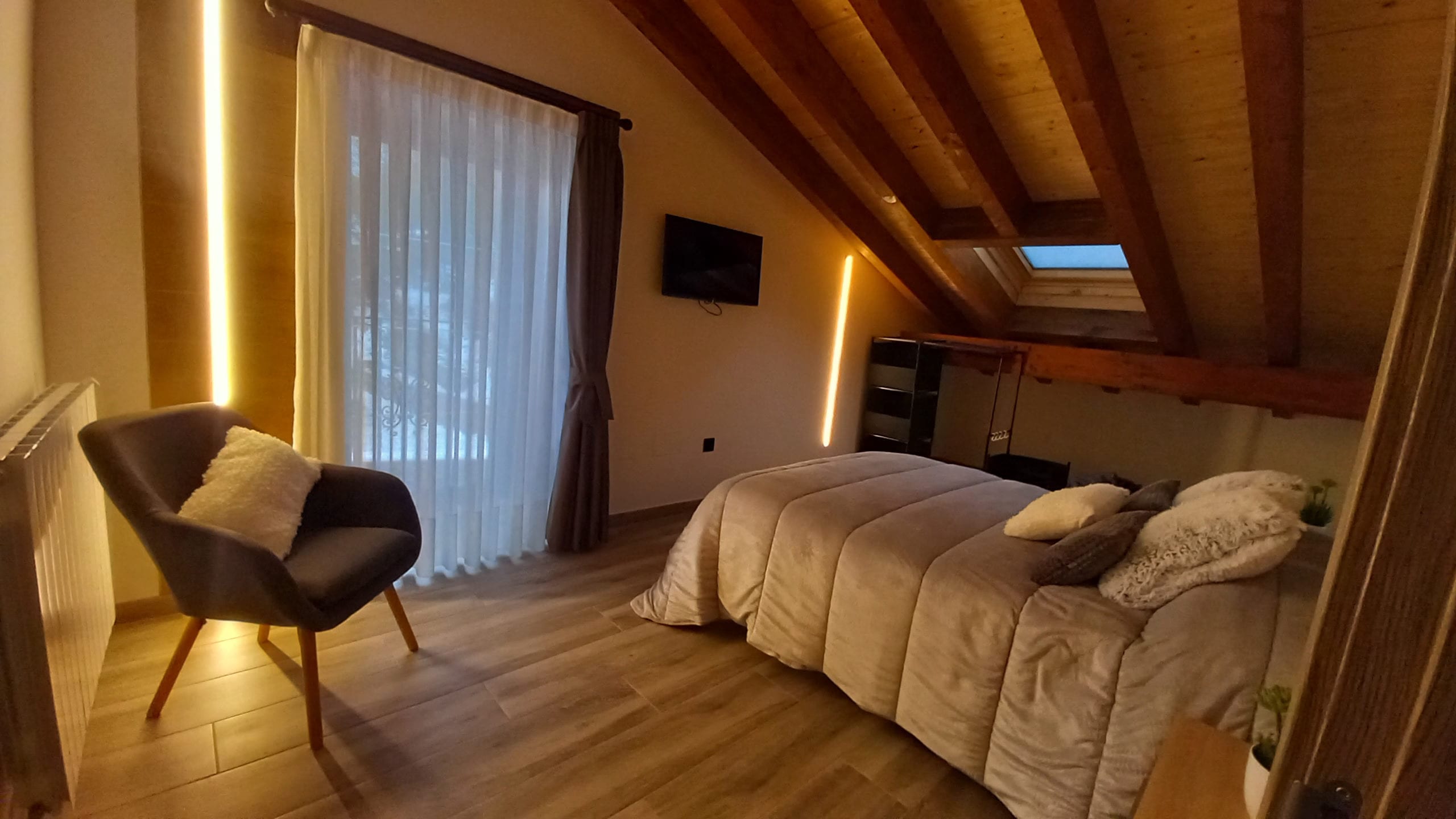 Foto de CASA 2 en Las Casucas de Somavía